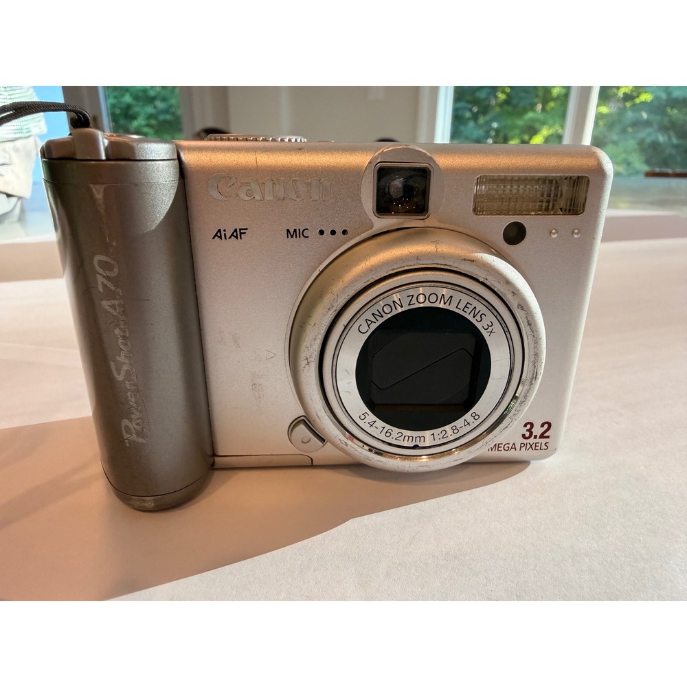 Canon PowerShot A70 Digital Camera 3.2MP 3x Zoom Silver Vintage Y2K PC1043